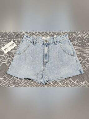 Berthie High Waisted Cuffed Jonas Shorts Size 4